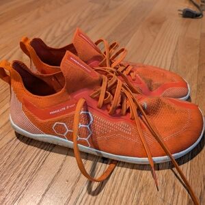 Vivobarefoot Men's Bright Orange Athletic Shoes- Size EUR 40/Men's 7/Women's 9